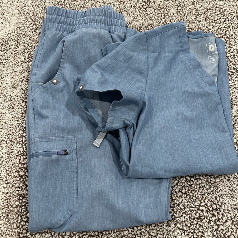 Figs Light Heather Denim Scrub Set